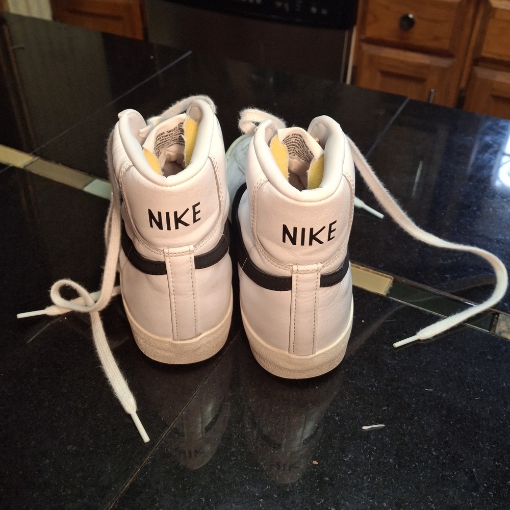 Nike Blazer Mid '77 High-Top Leather Suede White Lace Up Sneakers Women Size 8.5 - Picture 8 of 16